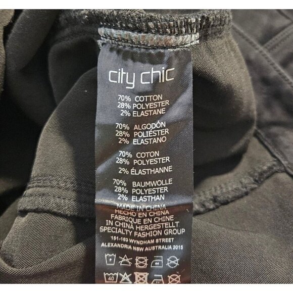 City Chic Womens Sz 20 Black Straight Leg Stretch Jeans High-Rise Zip Pocket/Hem - Picture 4 of 4